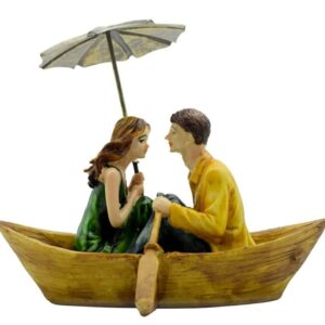 Romantic Love Boat Couple with Umbrella Gift Decorative Showpiece Valentine Day Wedding Anniversary